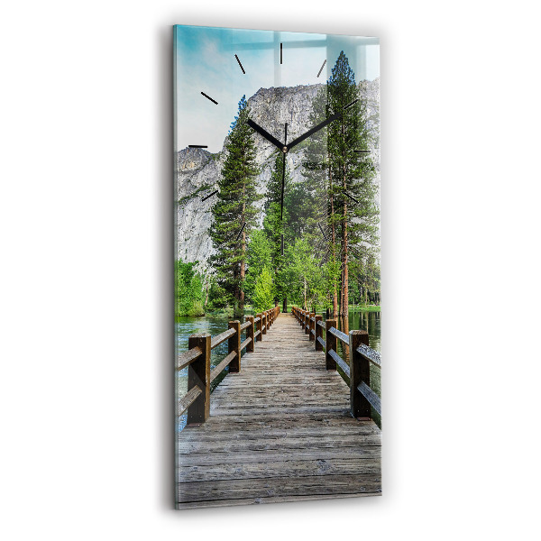 Vertikale Uhr mit motiv Yosemite Holzbrücke