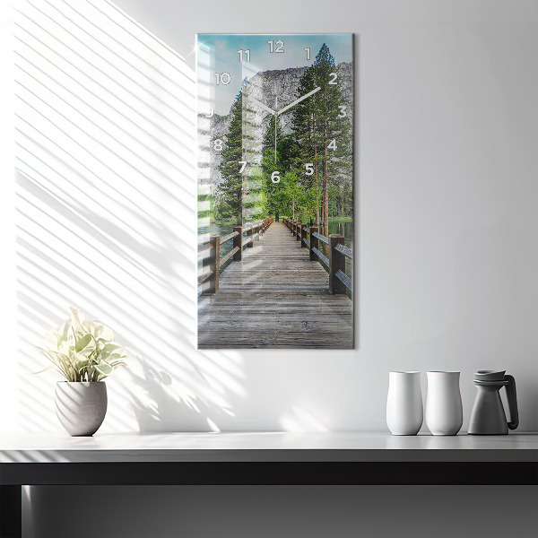 Vertikale Uhr mit motiv Yosemite Holzbrücke