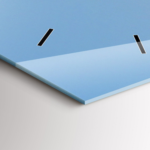 Vertikale Uhr Schwimmendes Boot auf dem Meer