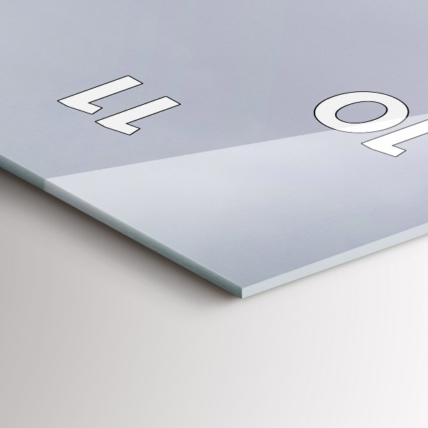 Vertikale Uhr mit motiv Marienstatue in Lyon