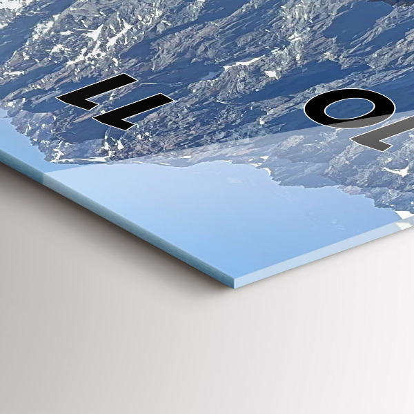 Vertikale Uhr mit motiv Die Alpen im Winter