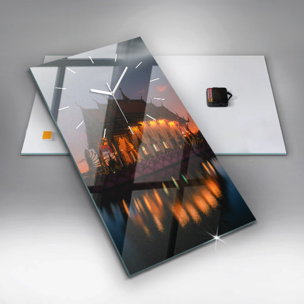 Vertikale Uhr Tempel in Bangkok