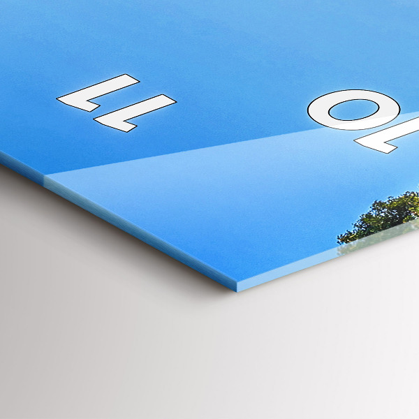 Vertikale Uhr mit motiv Surat Thani Park in Thailand