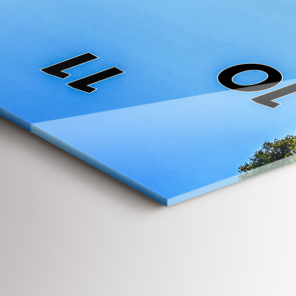 Vertikale Uhr mit motiv Surat Thani Park in Thailand