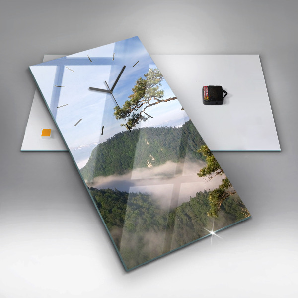 Vertikale Uhr mit motiv Sokolica-Gipfel im Pieniny-Gebirge