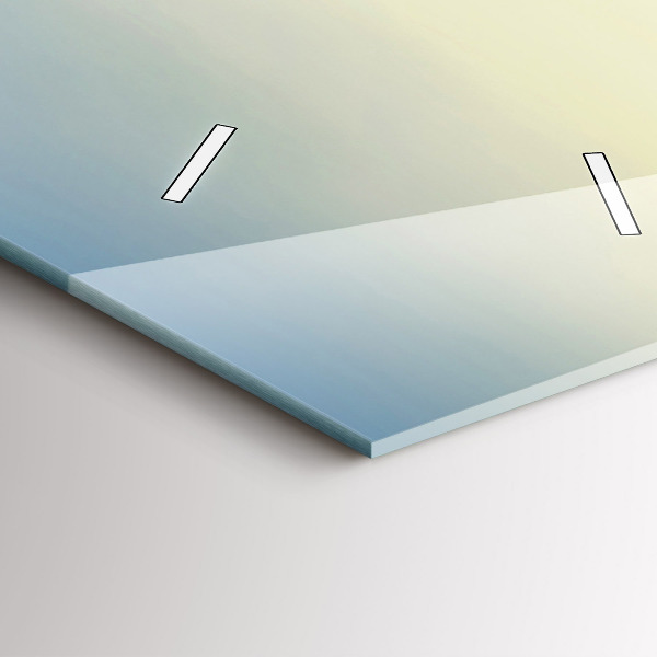 Vertikale Uhr Sonnenuntergang über den Bergen