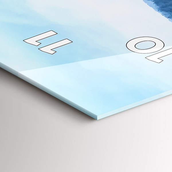 Vertikale Uhr mit motiv Panorama einer Stadt im Winter