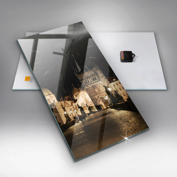 Vertikale Uhr Karlsbrücke in Prag