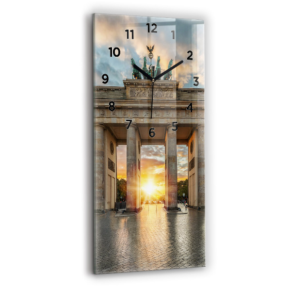 Vertikale Uhr mit motiv Brandenburger Tor in Berlin