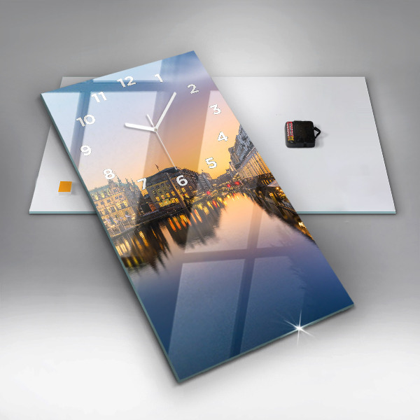 Vertikale Uhr mit motiv Hamburger Rathaus