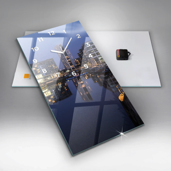 Vertikale Uhr mit motiv Beleuchtete Stadt bei Nacht