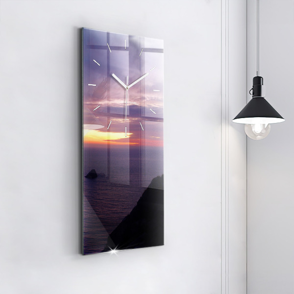 Vertikale Uhr mit motiv Stein-Kopf