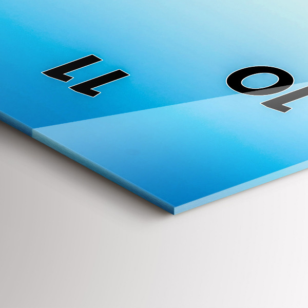 Vertikale Uhr Skifahrer in den Alpen