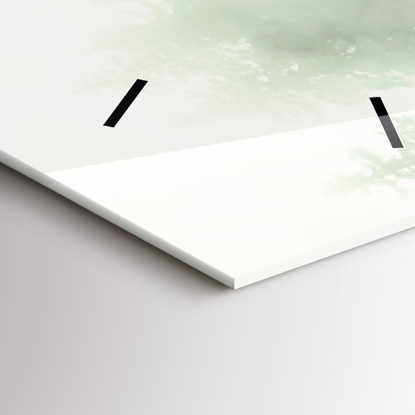 Vertikale Uhr Nebliger Wald