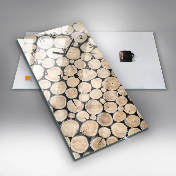 Vertikale Uhr Geschnittener Baumstamm