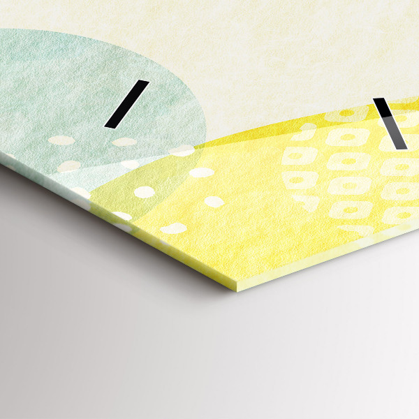 Vertikale Uhr Gemusterter Rahmen