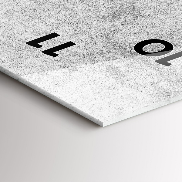 Vertikale Uhr Betonwand