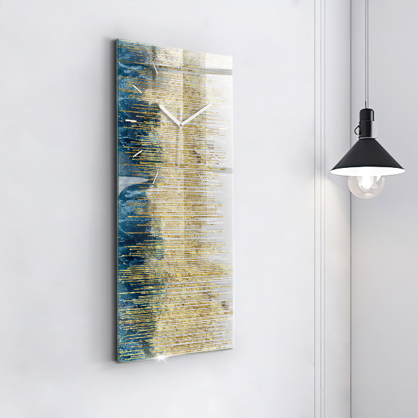 Vertikale Uhr Dekoratives Muster und Gold