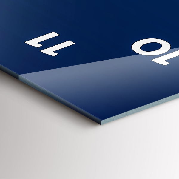 Vertikale Uhr Ornamentale Abstraktion