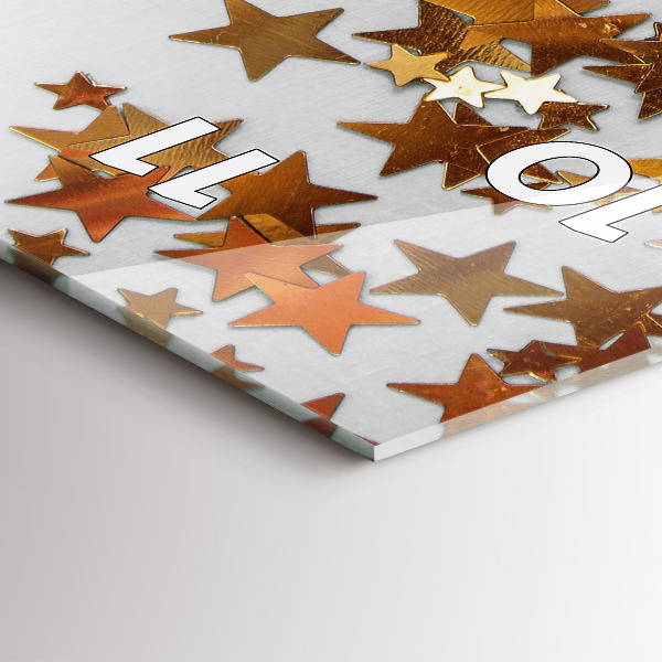 Vertikale Uhr Sterne auf hellem Hintergrund