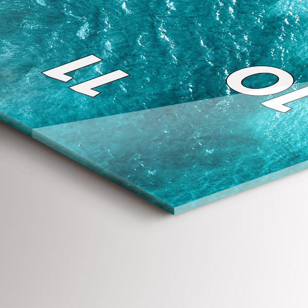 Vertikale Uhr mit motiv Menschen am Meeresstrand