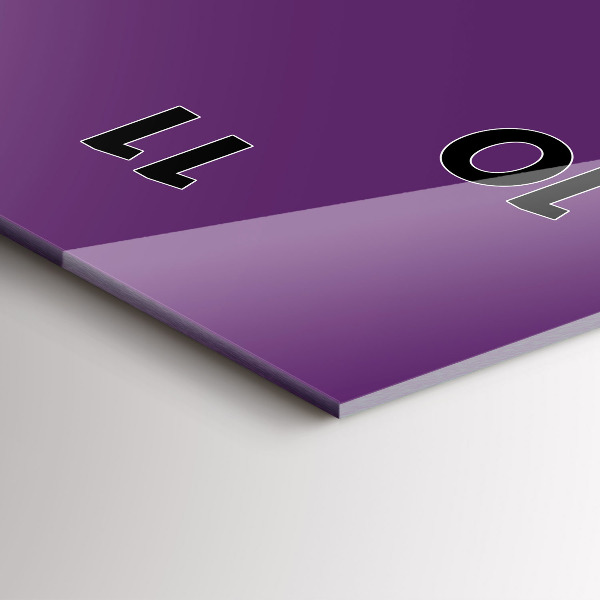 Vertikale Uhr Farbe lila