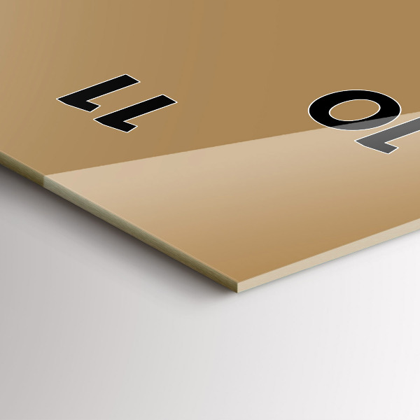 Vertikale Uhr Die Farbe Dunkelbeige