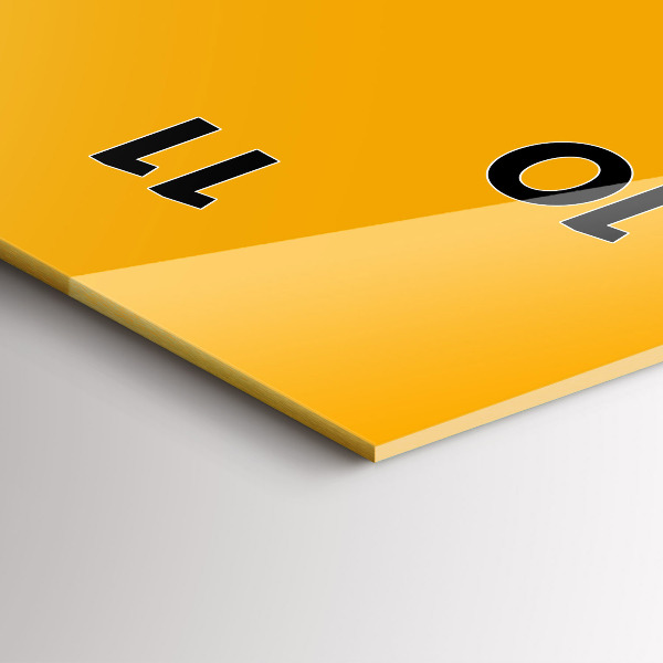 Vertikale Uhr mit motiv Farbe goldgelb