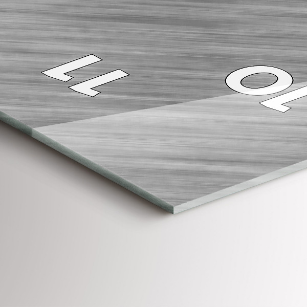 Vertikale Uhr mit motiv Metallwand