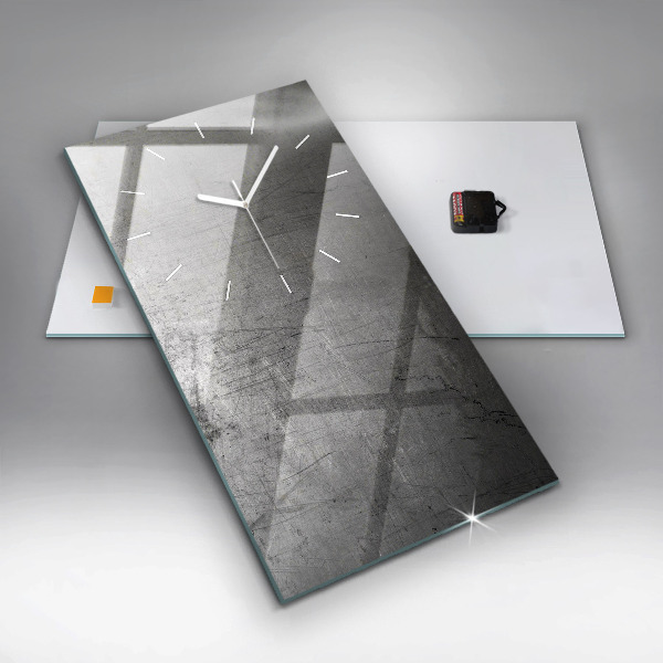 Vertikale Uhr Metallwand