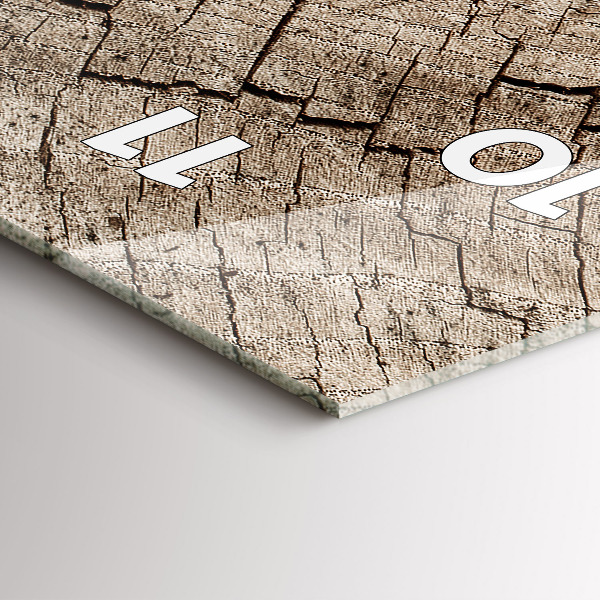 Vertikale Uhr Alter Holzstamm