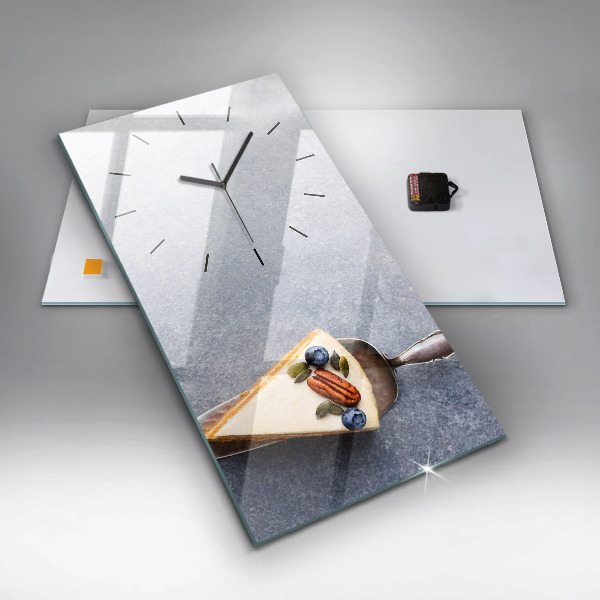 Vertikale Uhr Ein Stück Kuchen