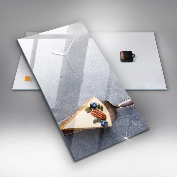 Vertikale Uhr Ein Stück Kuchen