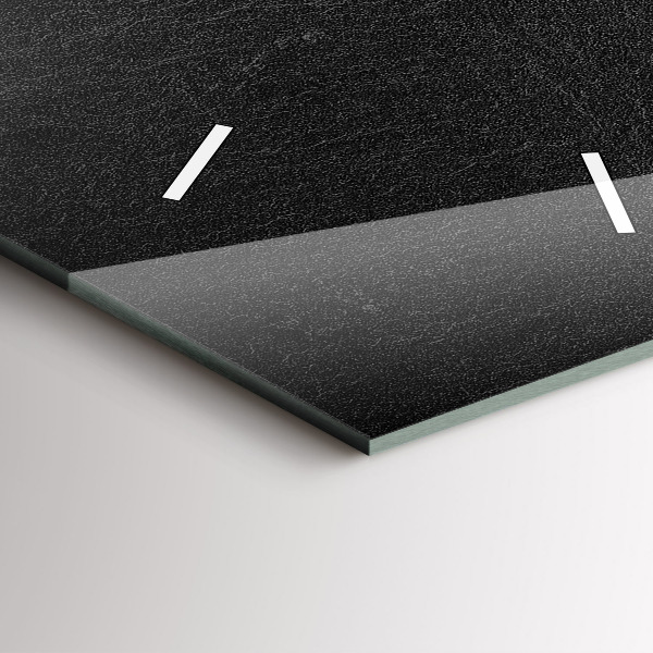 Vertikale Uhr Dunkler Fels