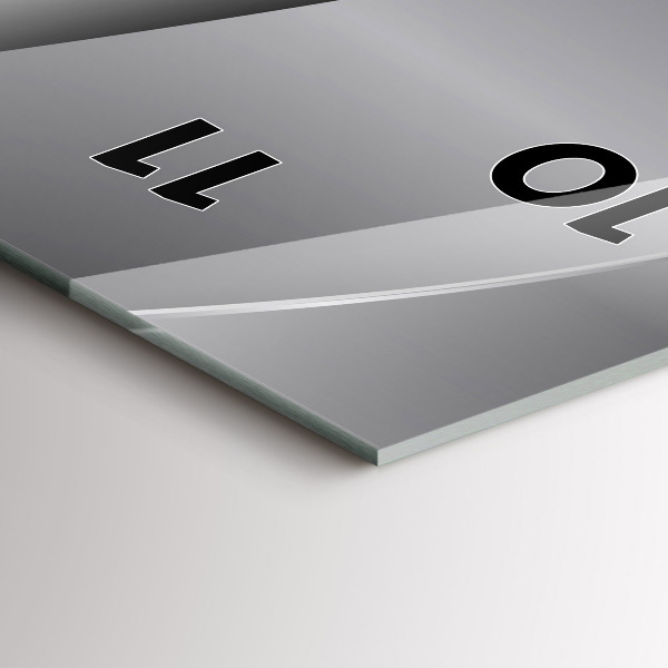 Vertikale Uhr mit motiv Silberne Abstraktion