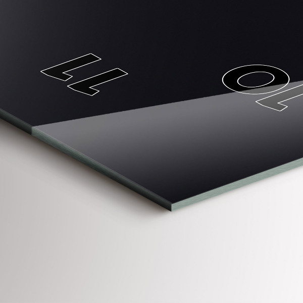 Vertikale Uhr Futuristische Welle