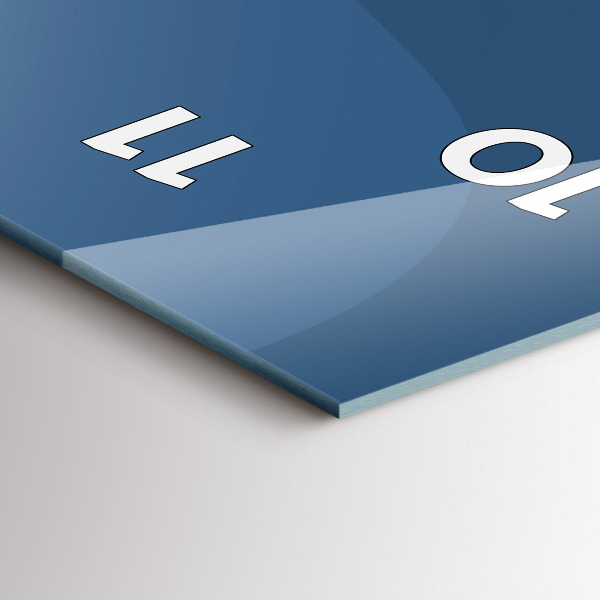 Vertikale Uhr Blaue Wellen