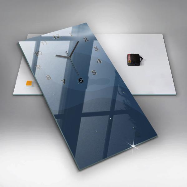 Vertikale Uhr Blaue Wellen