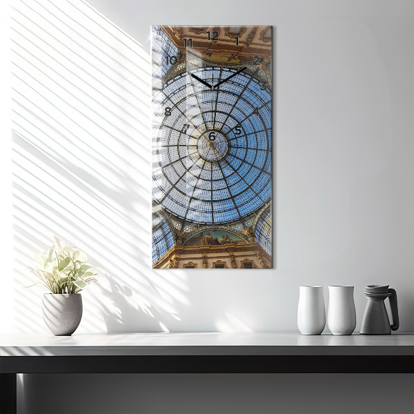 Vertikale Uhr Einkaufszentrum in Mailand