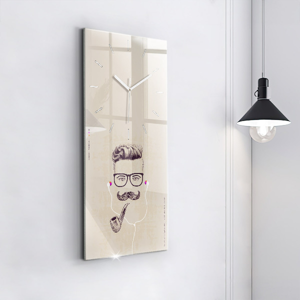 Vertikale Uhr Mann mit Pfeife