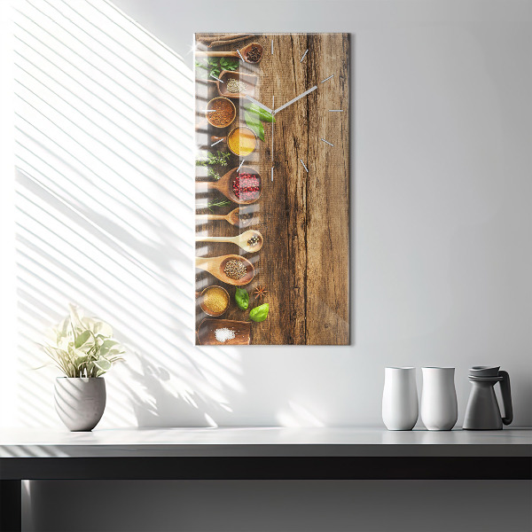 Vertikale Uhr mit motiv Löffel mit Gewürzen