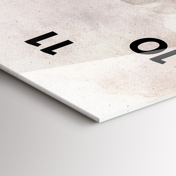 Vertikale Uhr Abstrakte Gesichter