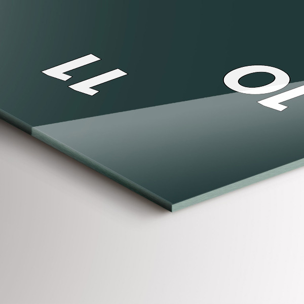 Vertikale Uhr mit motiv Line-art der Stadt Brünn