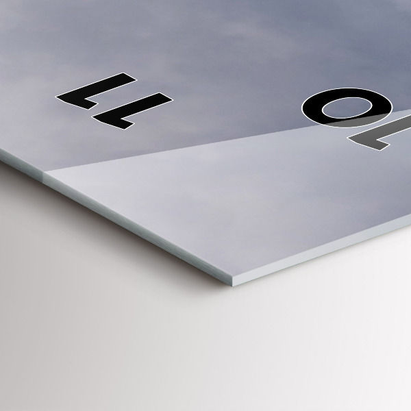 Vertikale Uhr mit motiv Felsige Berge