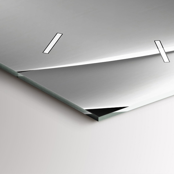 Vertikale Uhr Silberne Abstraktion