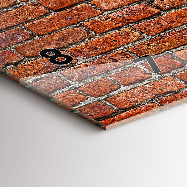 Horizontale Uhr Alte Backsteinmauer