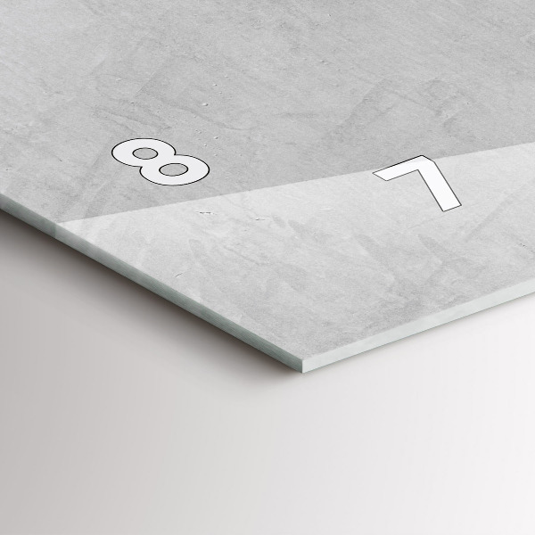 Horizontale Uhr Steinmauer