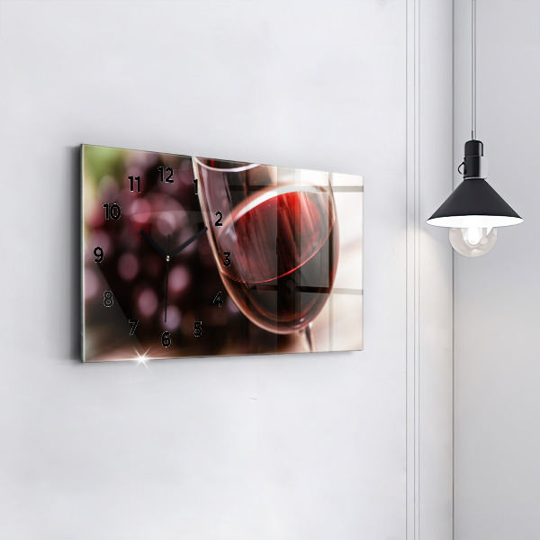 Horizontale Uhr Glas Rotwein