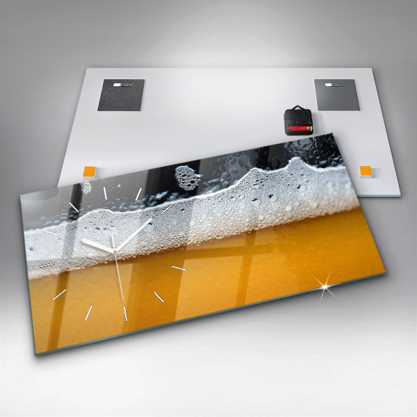 Horizontale Uhr mit motiv Nahaufnahme eines Biers