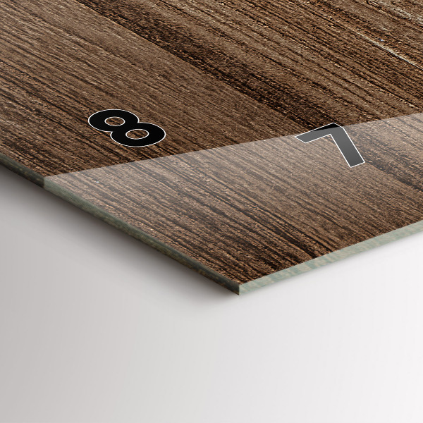 Horizontale Uhr Dunkles Holz